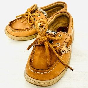 5/25 10/$40 Sparkle leopard leather boat shoes